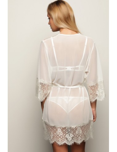Déshabillé en dentelle et...
